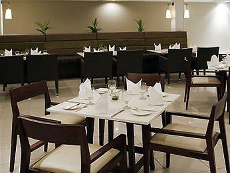 Novotel Suva Lami Bay Restaurant foto